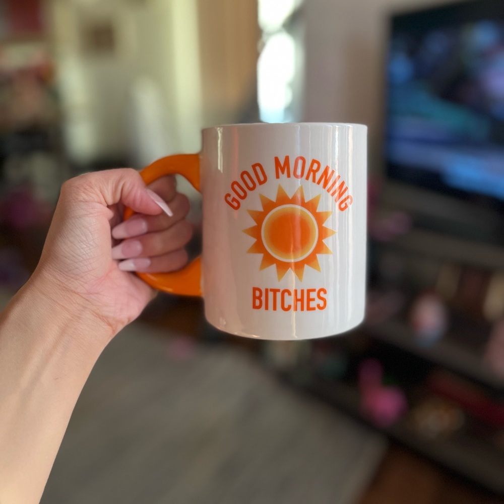 GOOD MORNING B*TCHES MUG 🧡